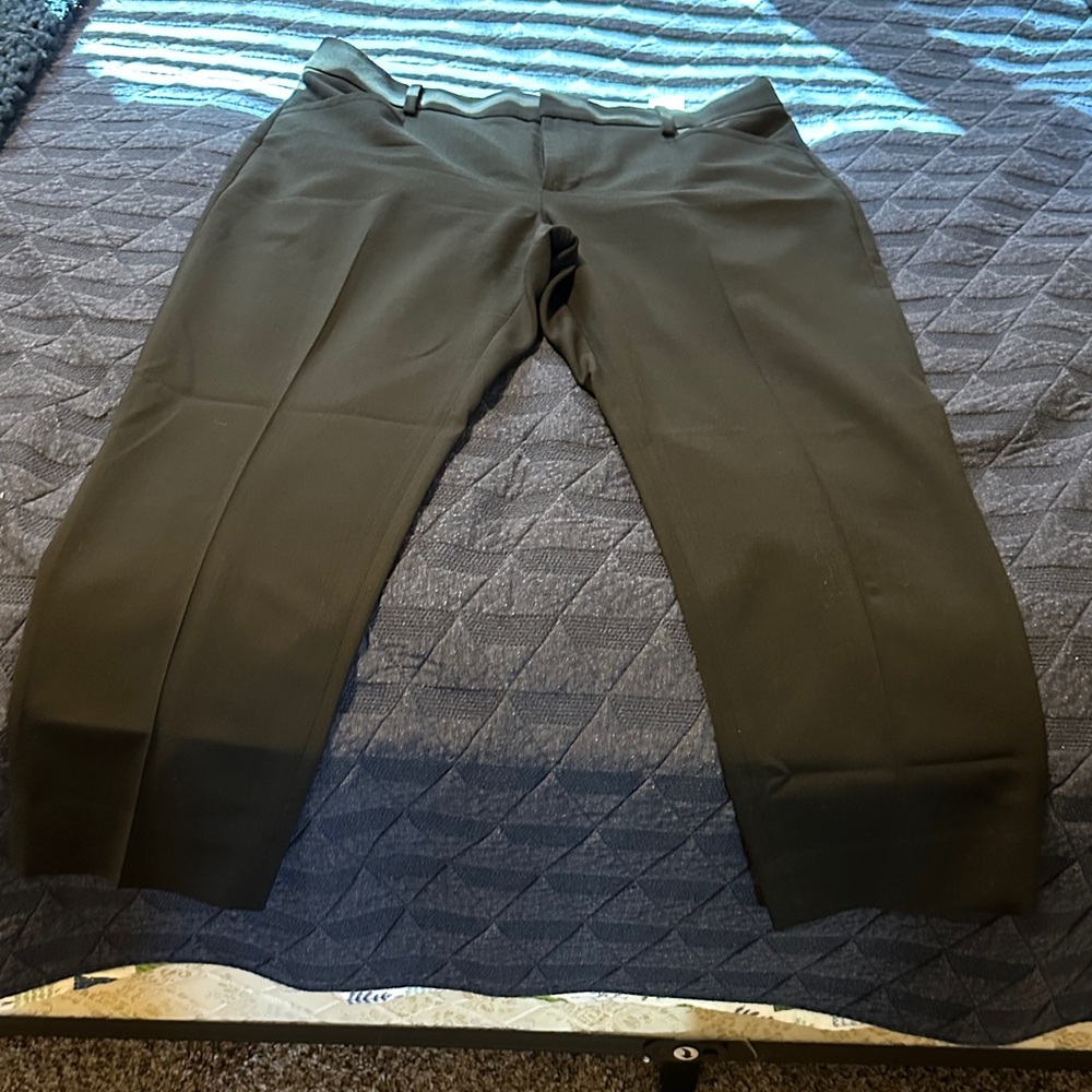 Banana Republic women’s black Dress Pants